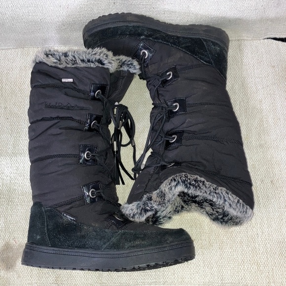 Cozy Black tall Winter Boots with faux fur and leather outer trim - Picture 6 of 16
